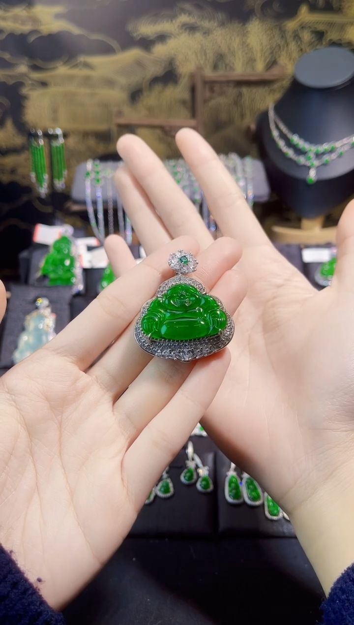 【闪购商品】翡翠颈饰银S925镶嵌佛公吊坠