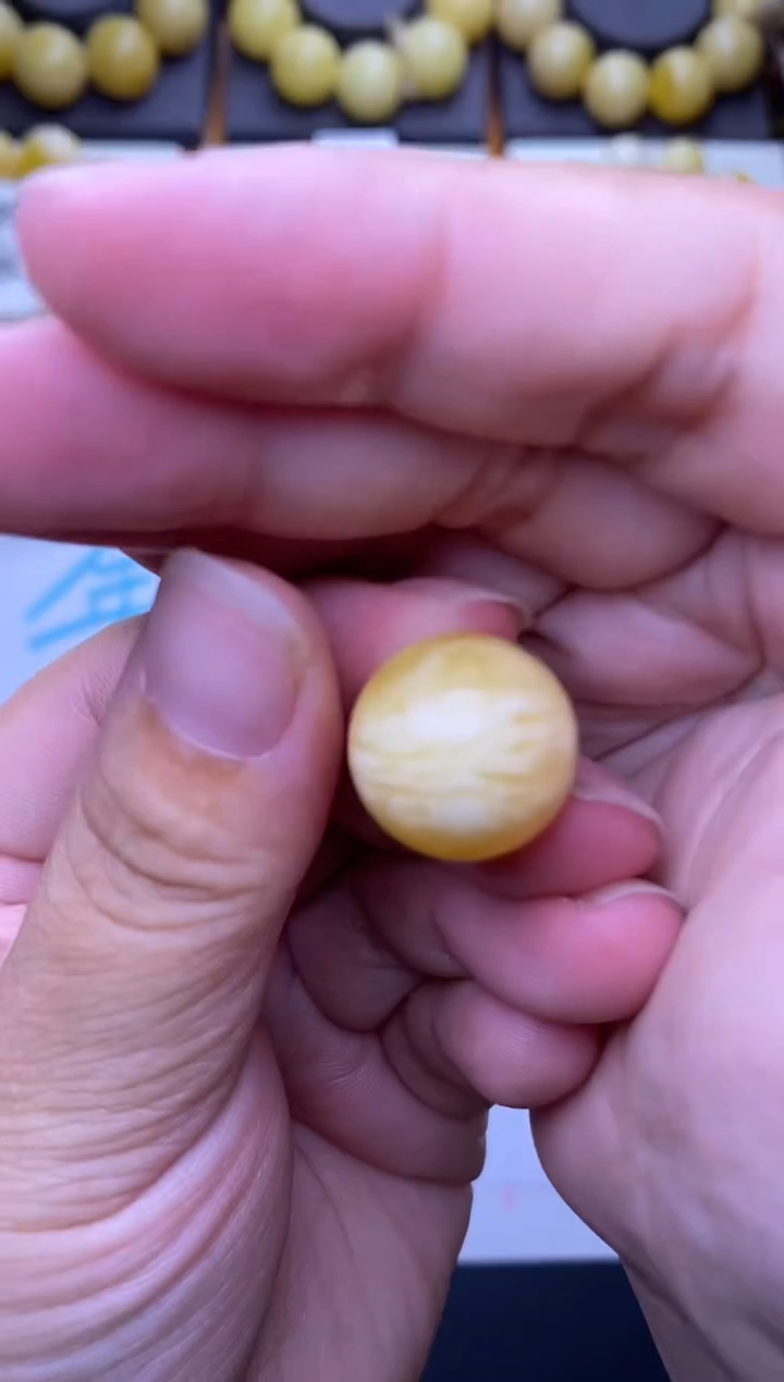 裸石琥珀未镶嵌大小姐珠宝严选23