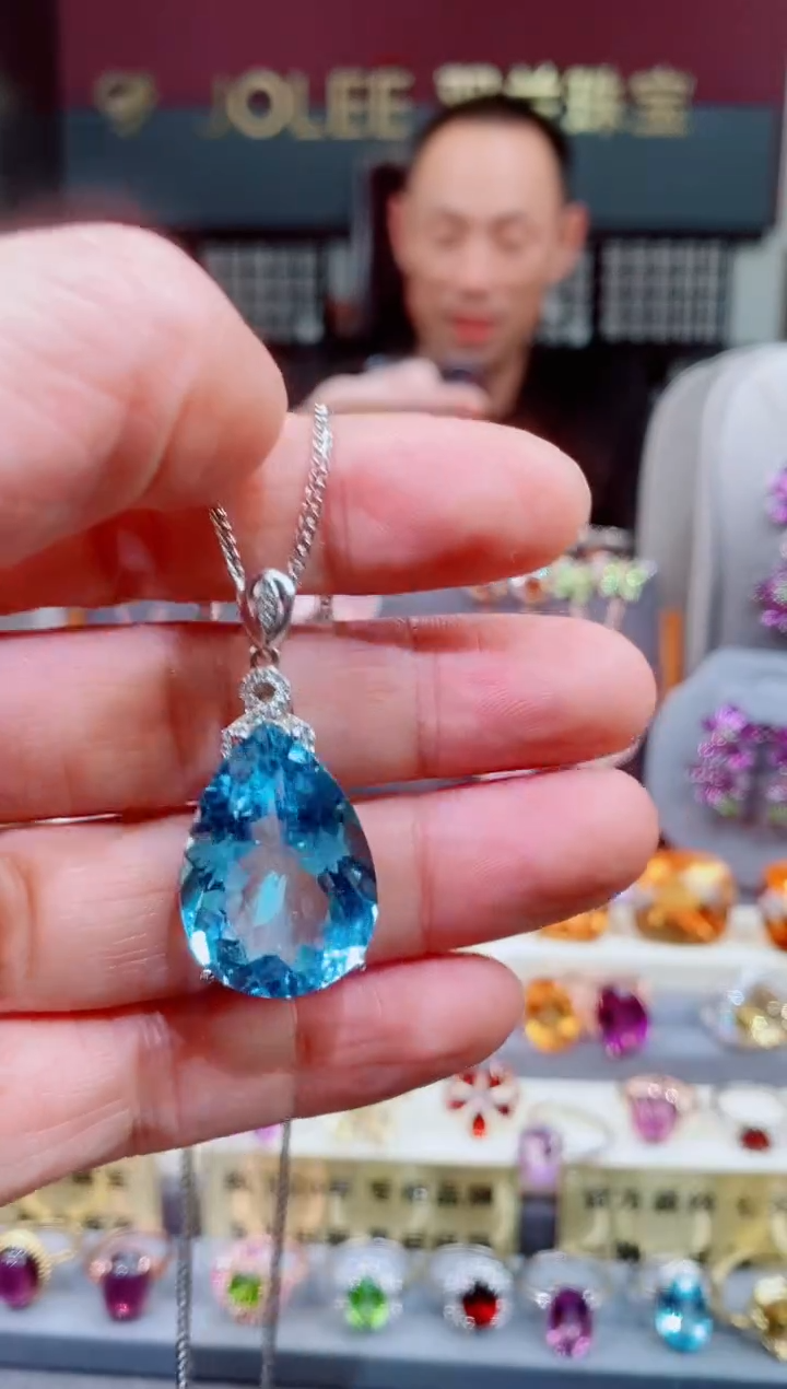 银S925镶嵌托帕石吊坠托帕石吊坠