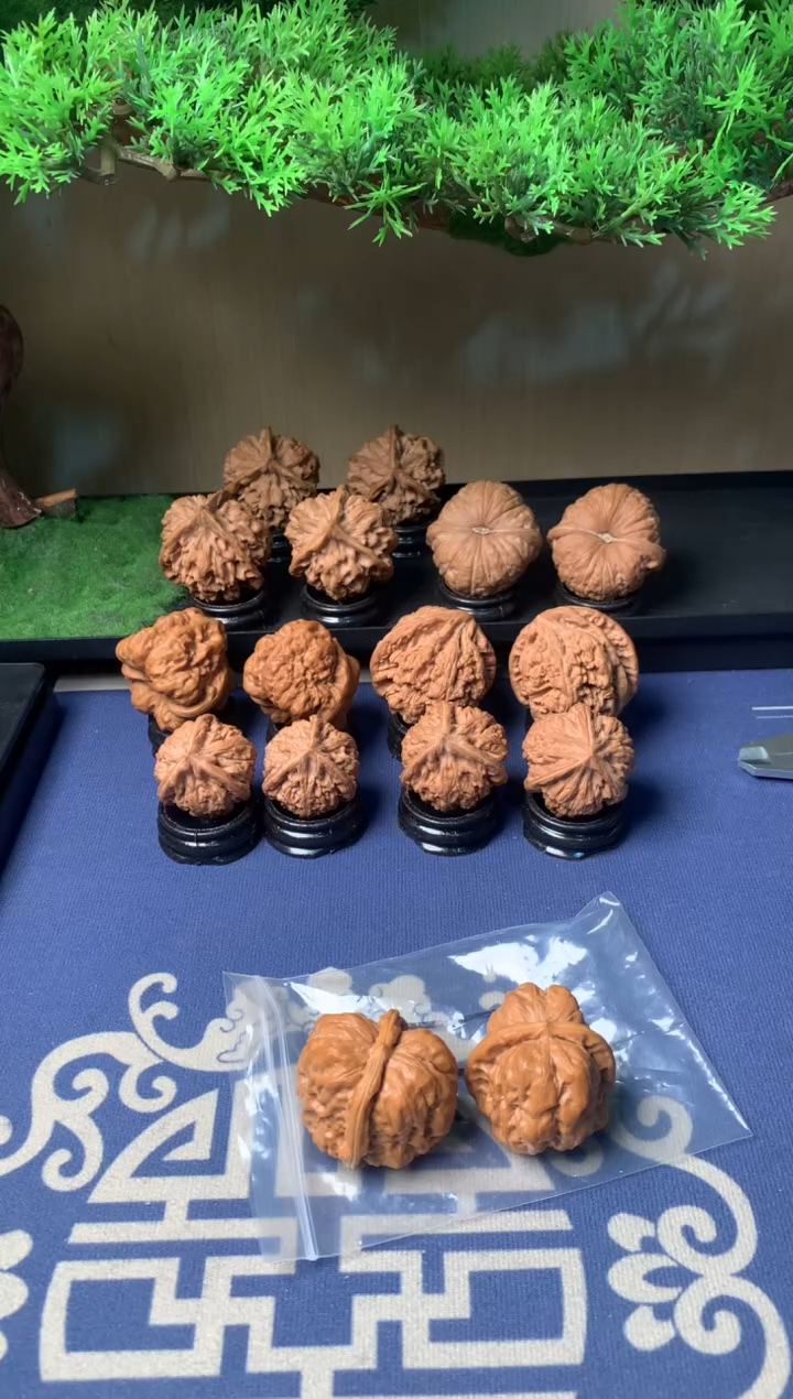 【闪购商品】文玩核桃吊坠37蛤蟆头