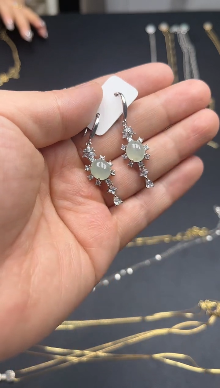 【闪购商品】翡翠耳饰未镶嵌耳环