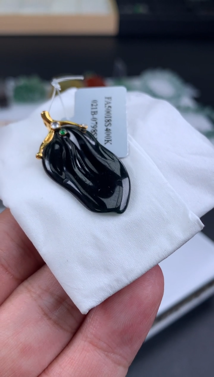 【闪购商品】翡翠颈饰未镶嵌翡翠