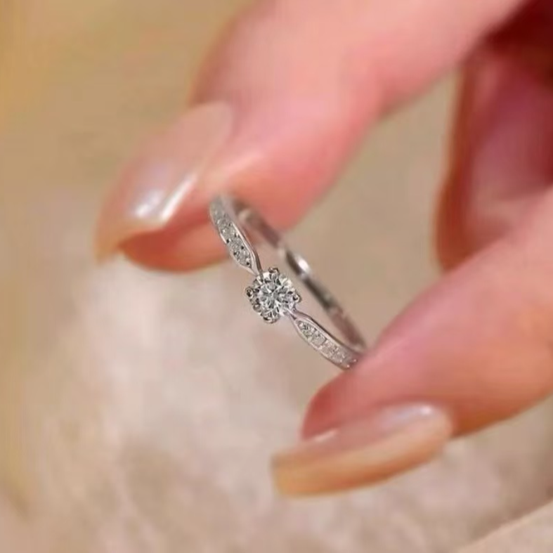 0.3CT  小米粒女戒