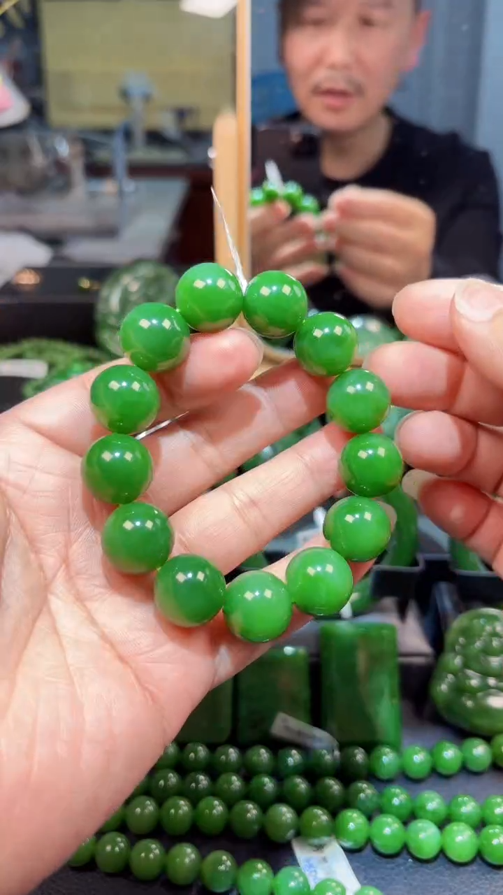 【闪购商品】和田玉（碧玉）手串未镶嵌1