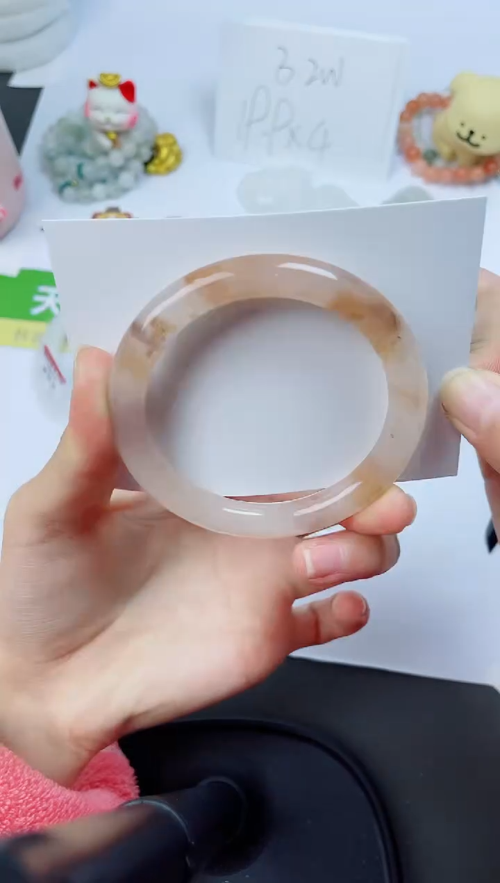 【闪购商品】石英质玉手镯未镶嵌161-56.6