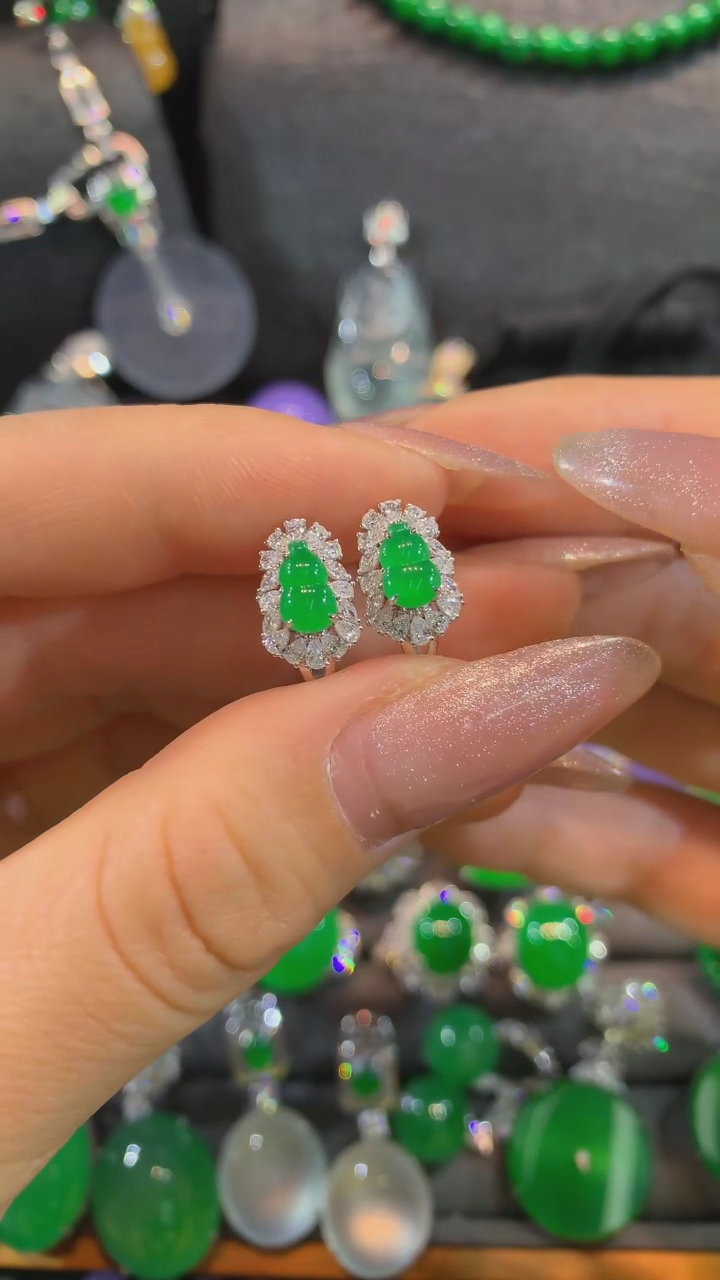 【闪购商品】翡翠耳饰18K金镶嵌耳饰