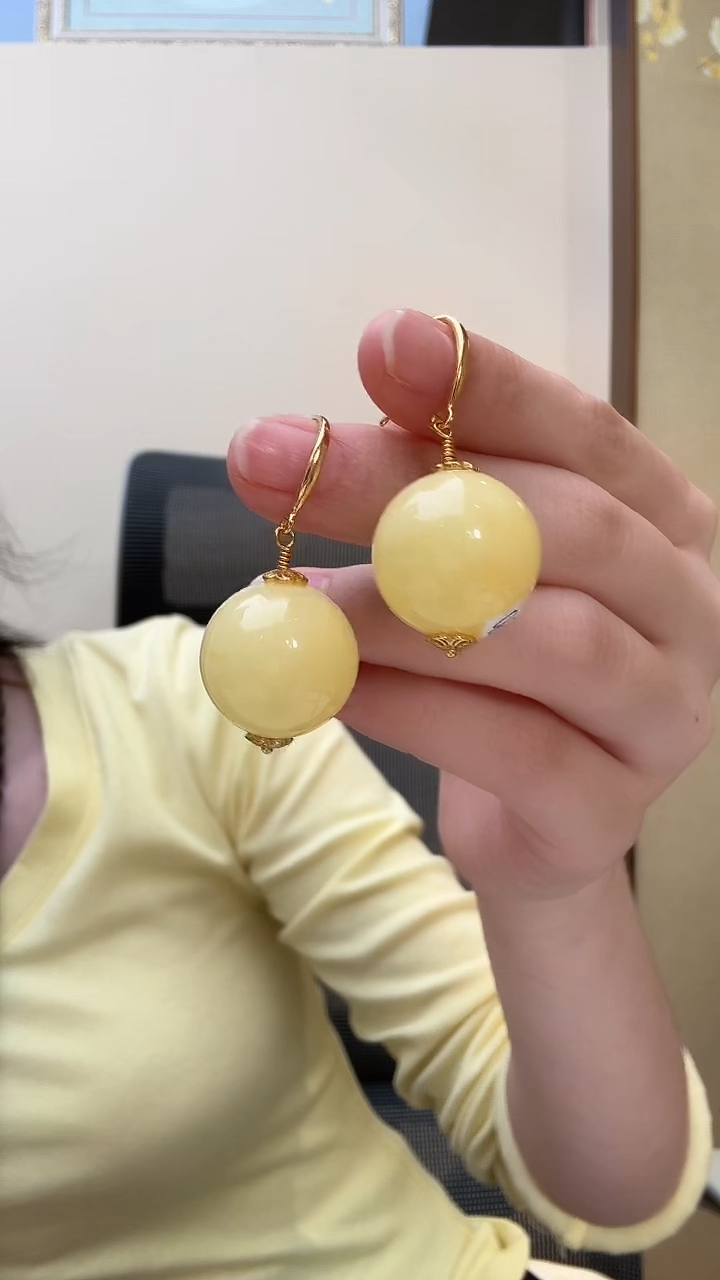 琥珀颈饰未镶嵌耳环