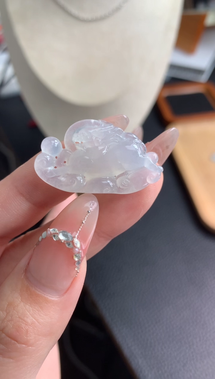 【闪购商品】定制翡翠未镶嵌麒麟