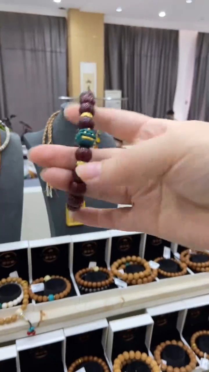 核桃手串/手链机刷猴头鲨鱼