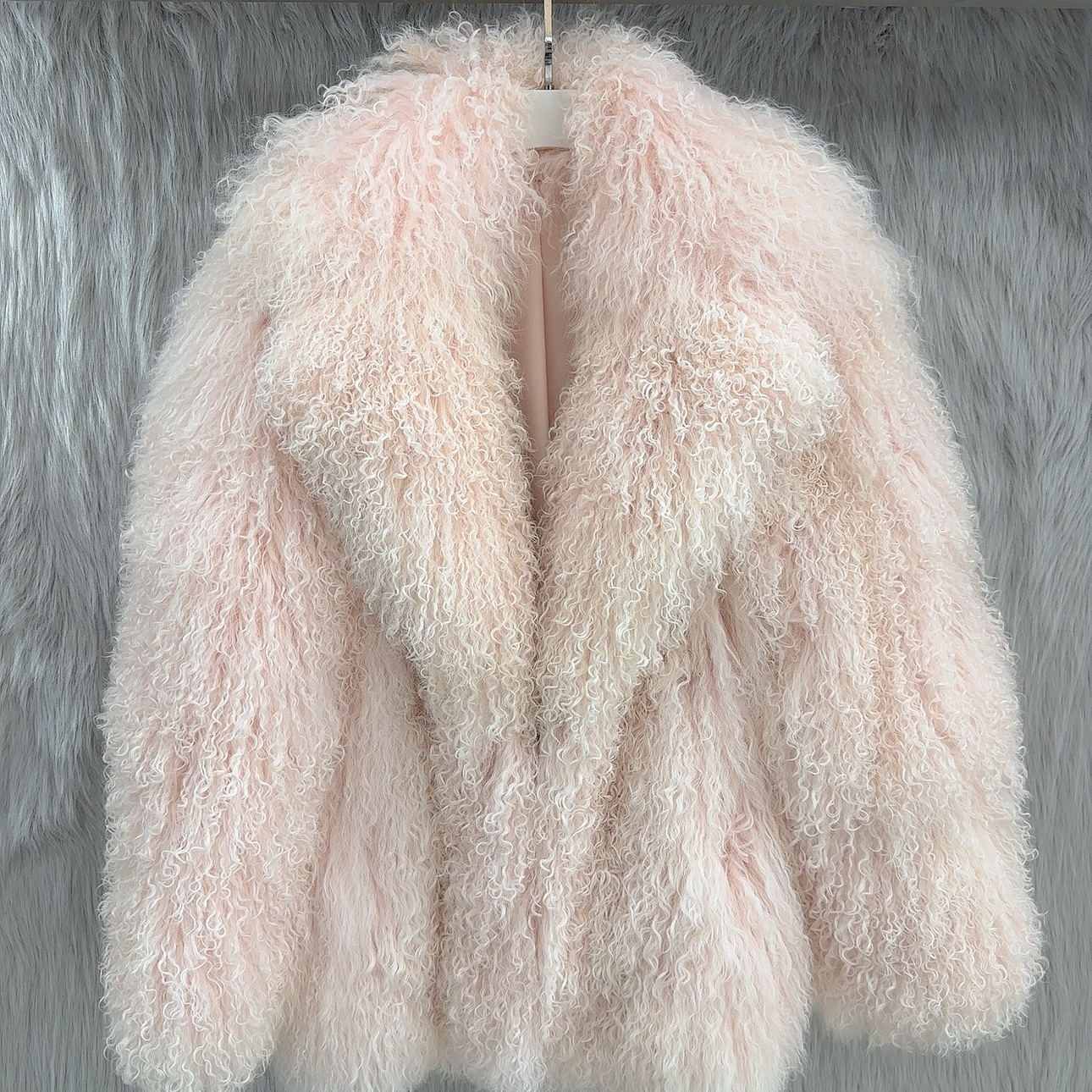 滩羊毛皮草外套气质高级感时尚百搭大翻领