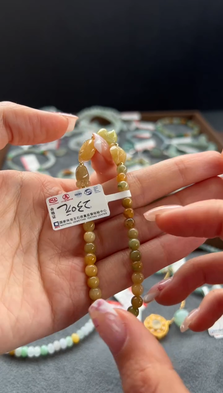 【闪购商品】翡翠手串未镶嵌586号