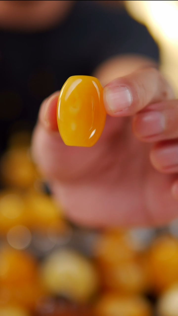 裸石琥珀未镶嵌焦皮料勒子7.8