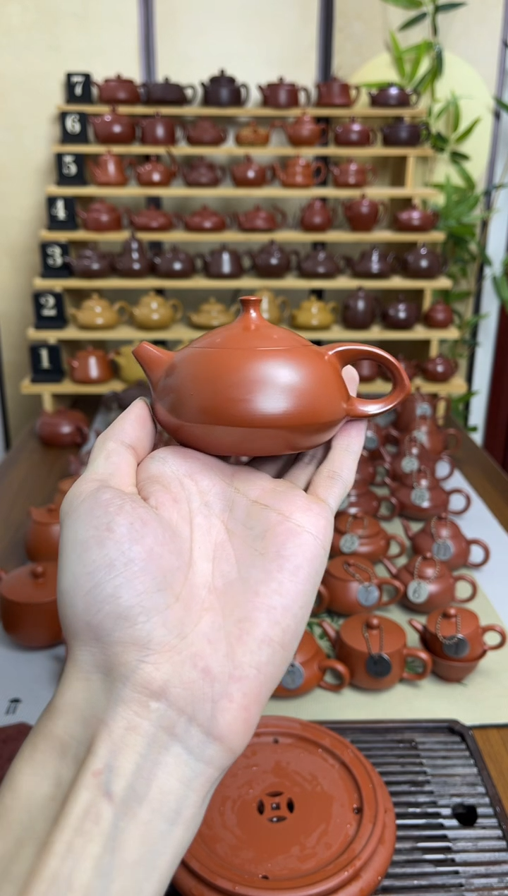 x**L精工玉兔壶手拉壶带证书礼盒