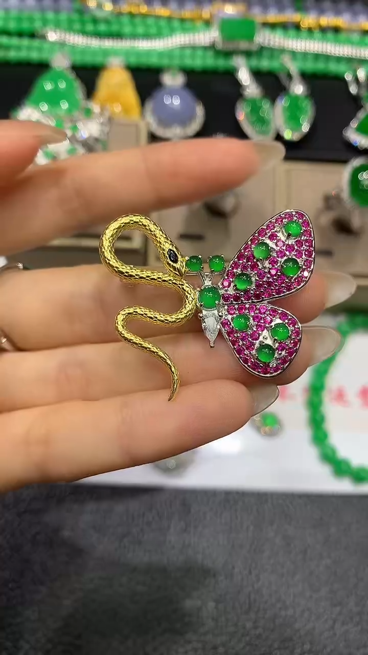 【闪购商品】翡翠吊坠(不含链)银S925镶嵌3多人多样性随机发货1件