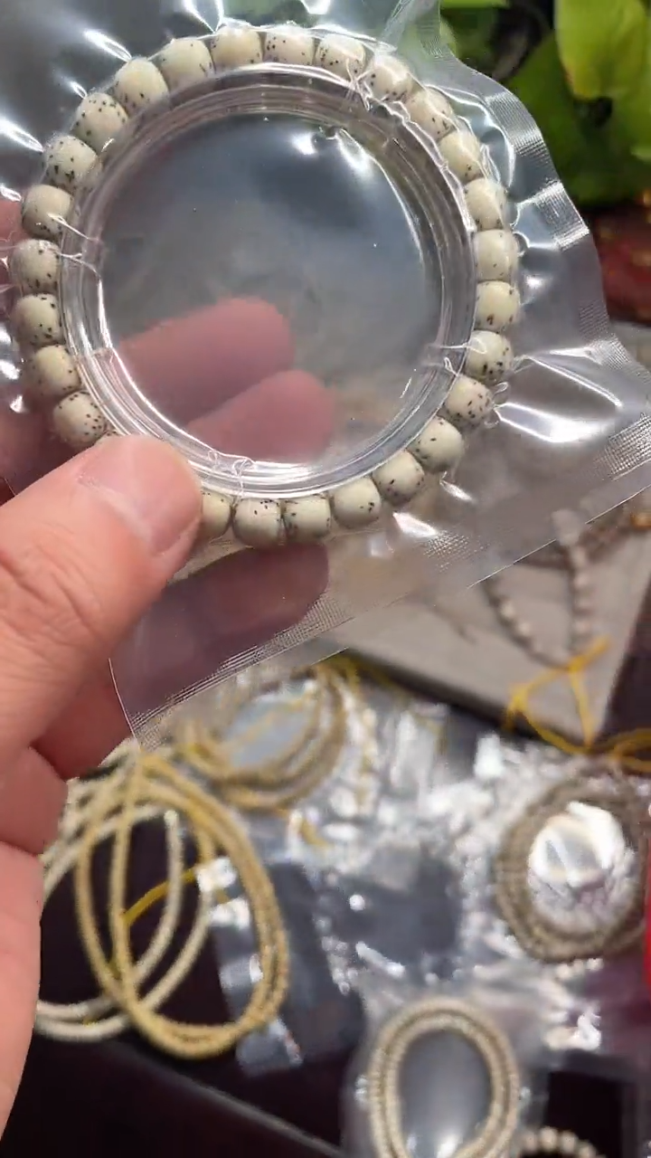 星月菩提手串海南星月菩提《*37》8X7单圈