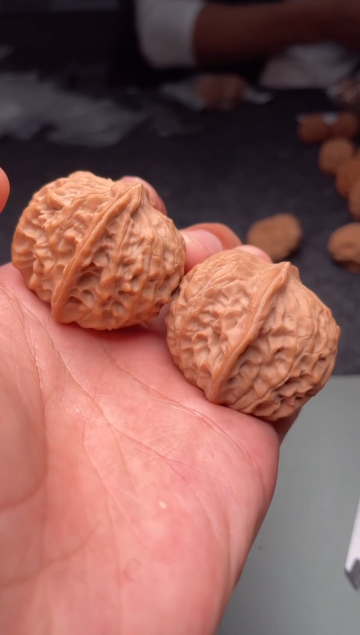 把件文玩核桃a191  黄松峪 38尺