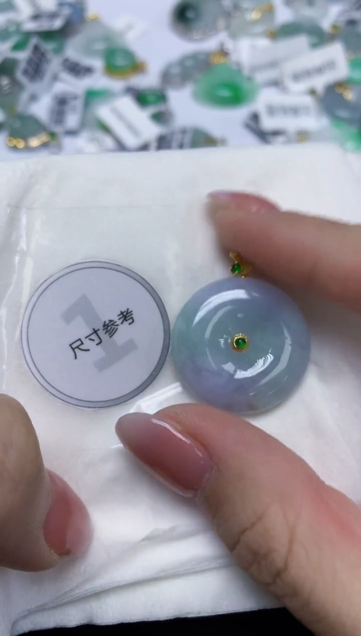 颈饰18K金镶嵌翡翠天然缅甸翡翠A货多样性发一件