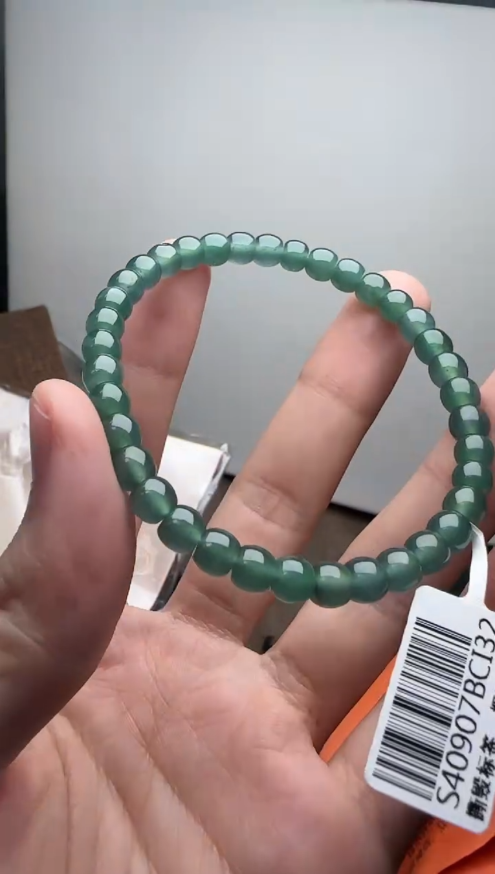 【闪购商品】翡翠手串未镶嵌翡翠手串19
