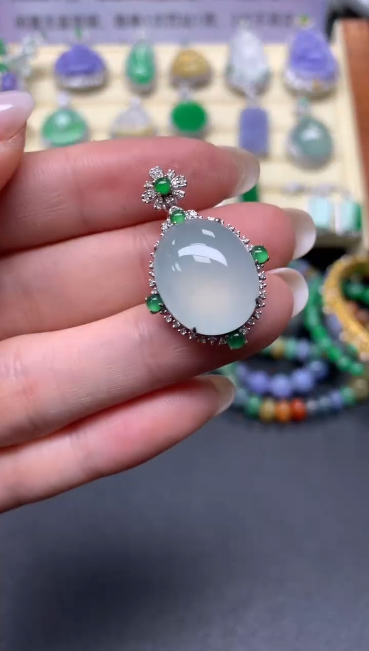 【闪购商品】翡翠吊坠(不含链)18K金镶嵌吊坠|3980+398