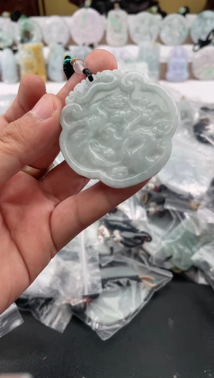 颈饰未镶嵌翡翠25/12/8/.20