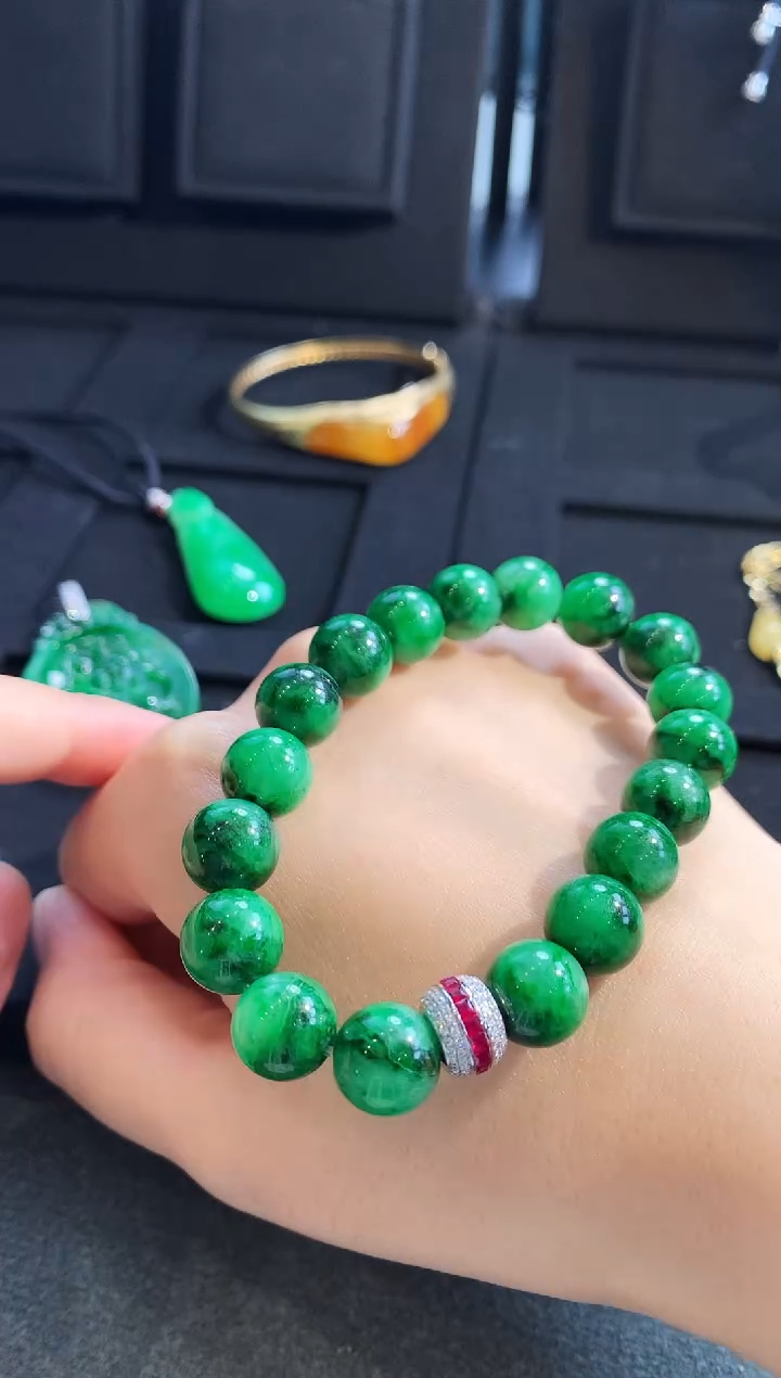 【闪购商品】翡翠手串未镶嵌手饰