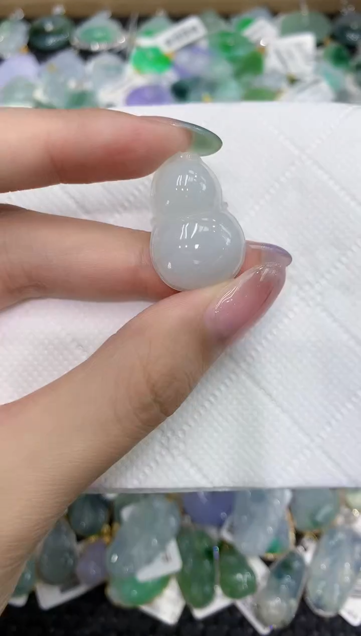 翡翠未镶嵌颈饰111111111111