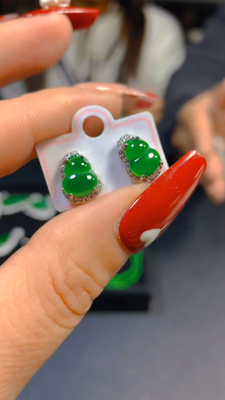 【闪购商品】翡翠耳饰未镶嵌0682698971多样性发一