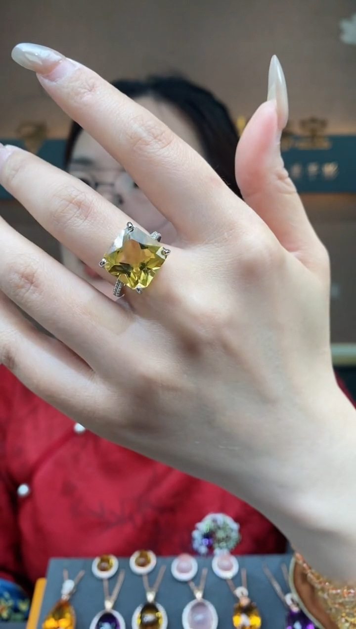 【闪购商品】黄晶戒指银S925镶嵌黄晶戒指 15#