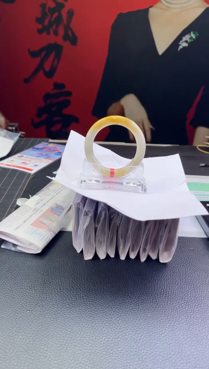 【闪购商品】翡翠手镯未镶嵌翡翠手镯