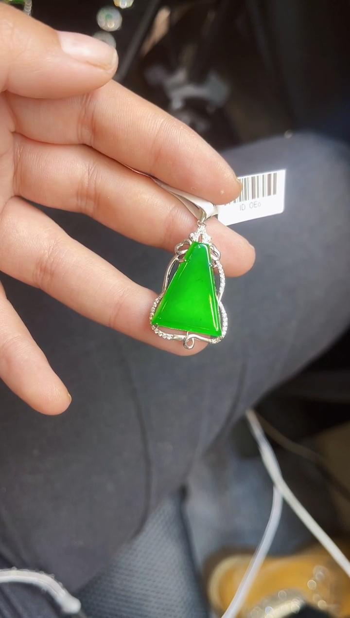 【闪购商品】翡翠吊坠(不含链)银S925镶嵌无事牌吊坠