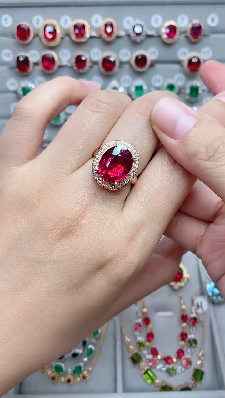 【闪购商品】红色碧玺18K金戒指18K金镶嵌.