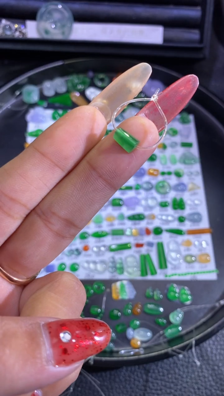 未镶嵌挂件翡翠珠子