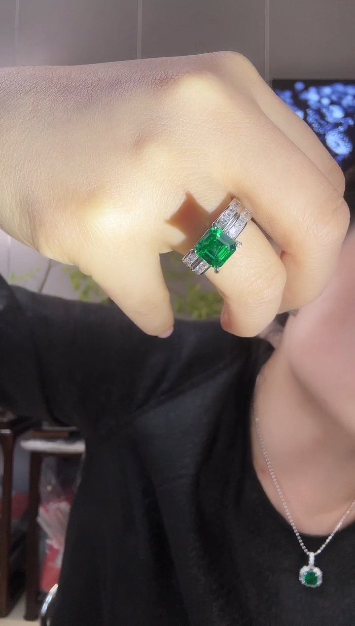 主播定制链接 绿色戒指3ct 定制圈口