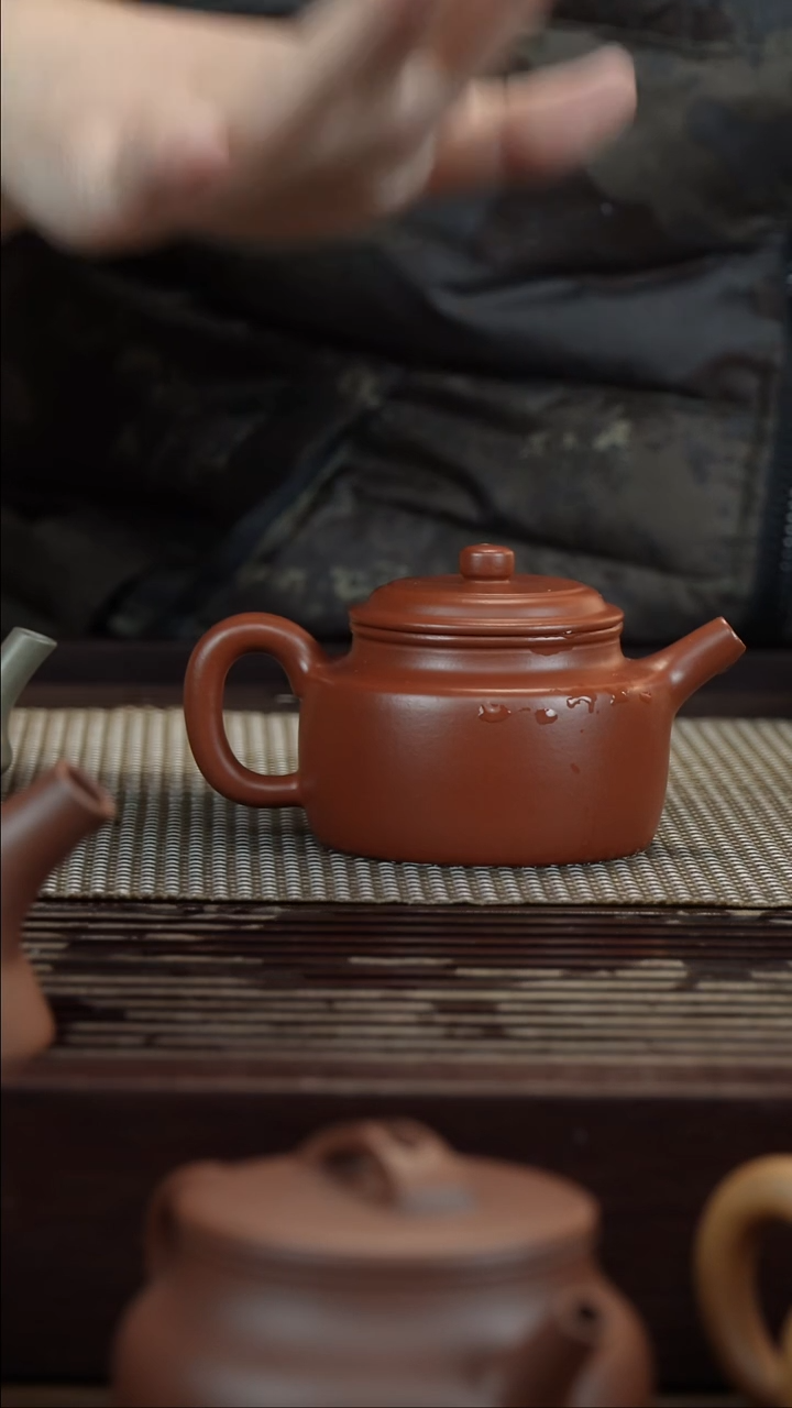 【闪购商品】紫砂茶壶朱泥德中150CC半手工