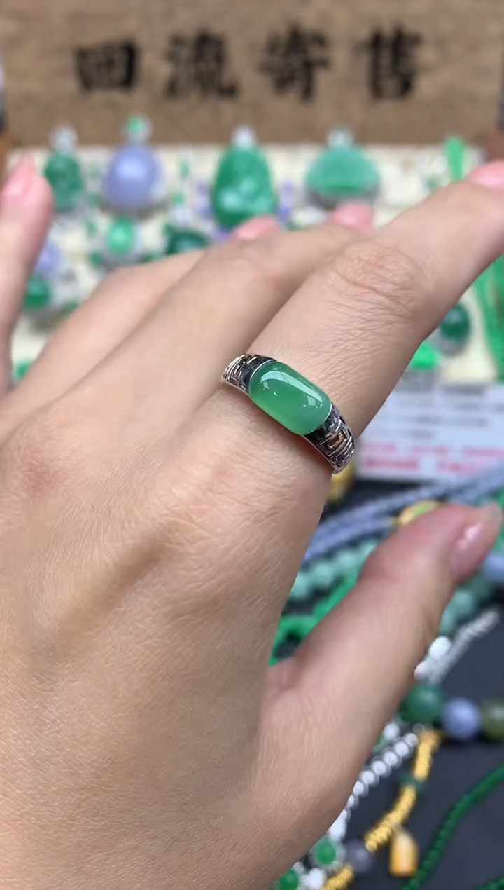 【闪购商品】翡翠戒指18K金镶嵌263-中国好珍宝