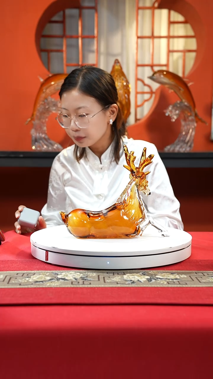 琉璃手工艺品鹿摆件