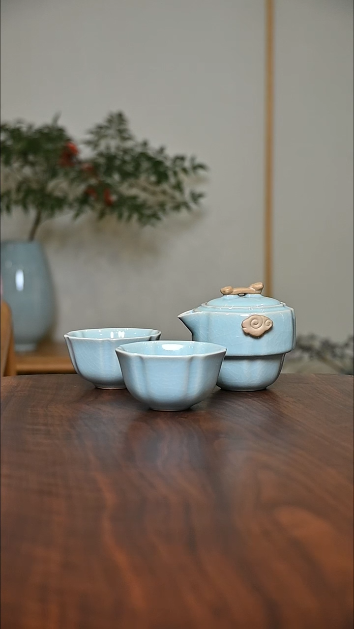 祥云快客一壶二杯 天青 微瑕 朱家汝窑款