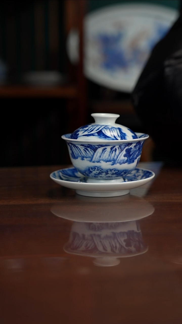 晓月窑青花双水盖碗