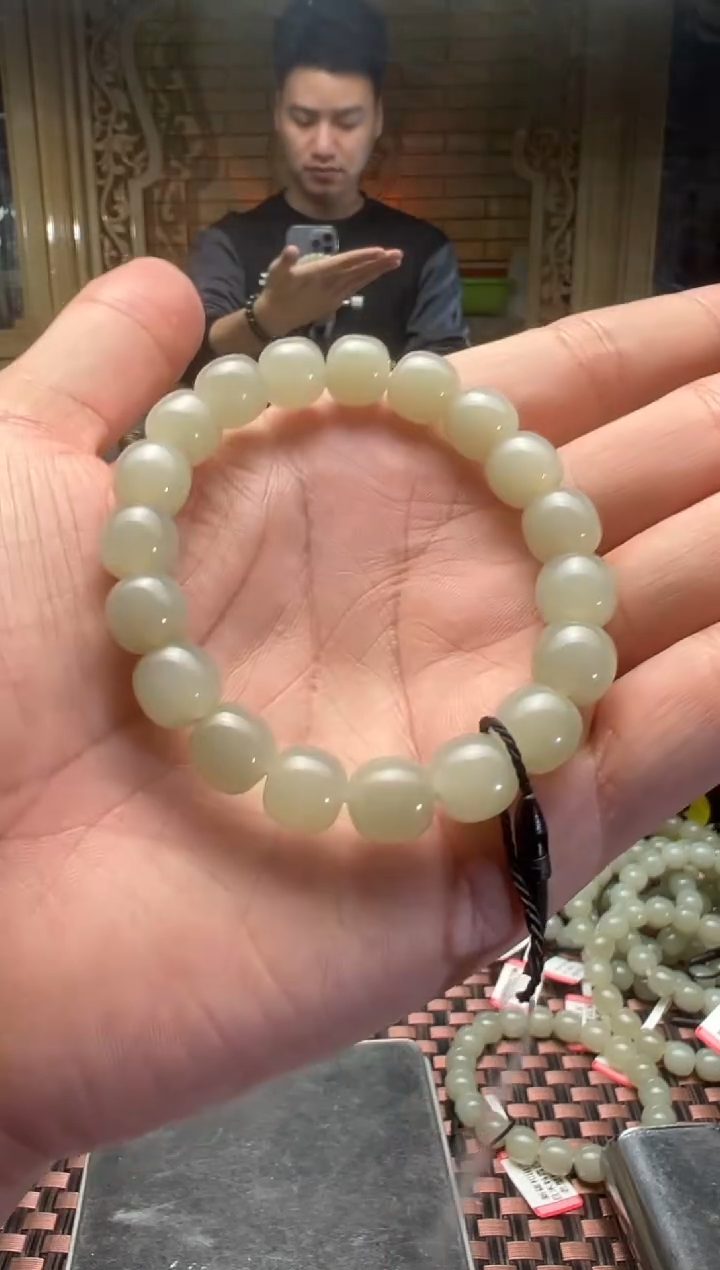 【闪购商品】和田玉手串未镶嵌且末料青白玉老型珠手串卡9*10