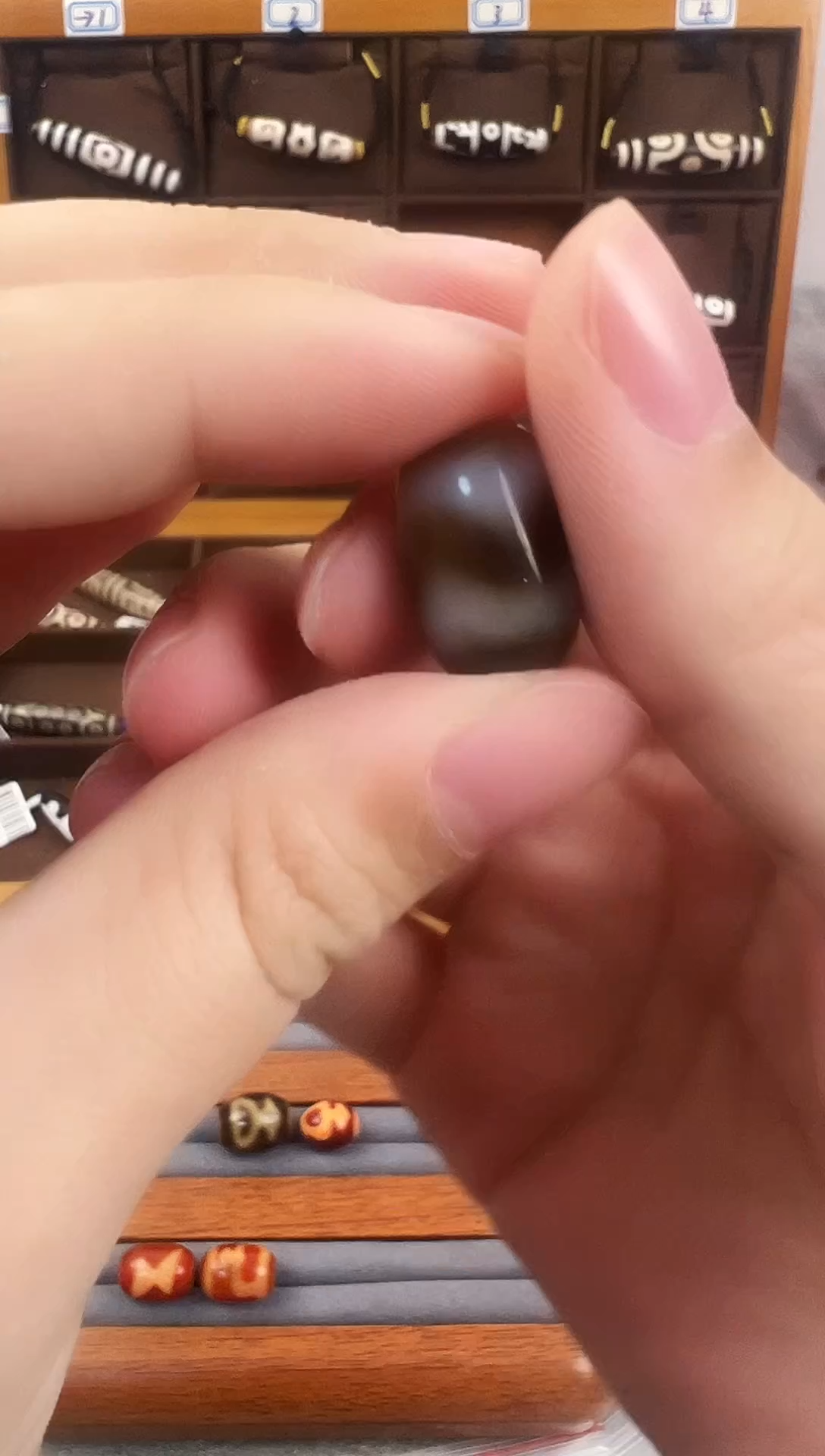 玛瑙/玉髓（覆膜）颈饰未镶嵌218微瑕