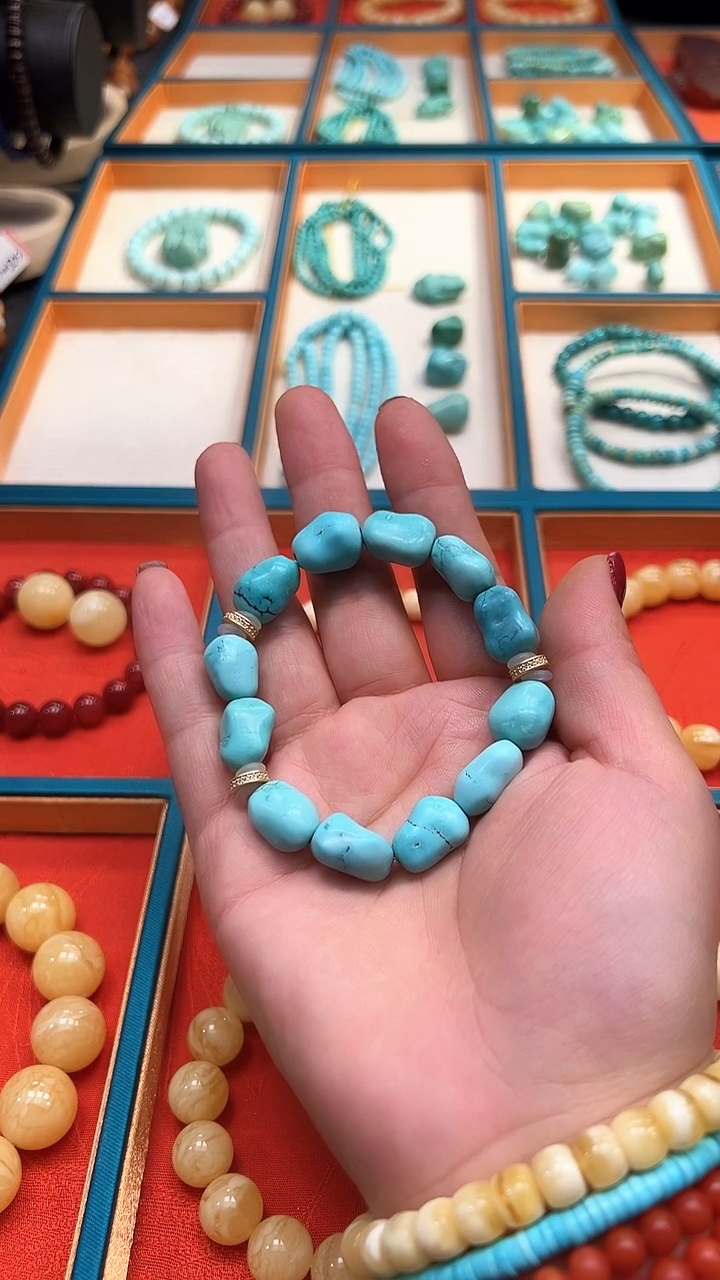 未镶嵌绿松石手链国检证书   12+绿松石高瓷随型珠单圈  精品