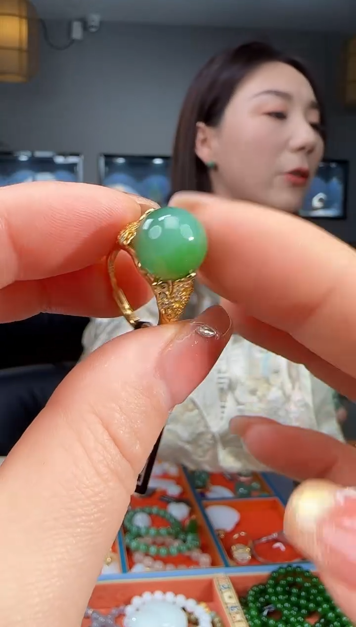 银S925镶嵌戒指和田玉1