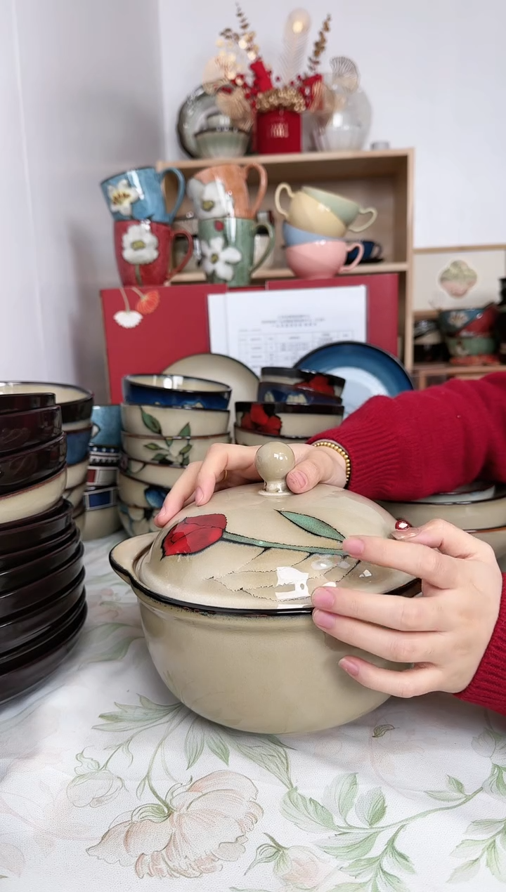 【闪购商品】瓷郁金香品锅一只