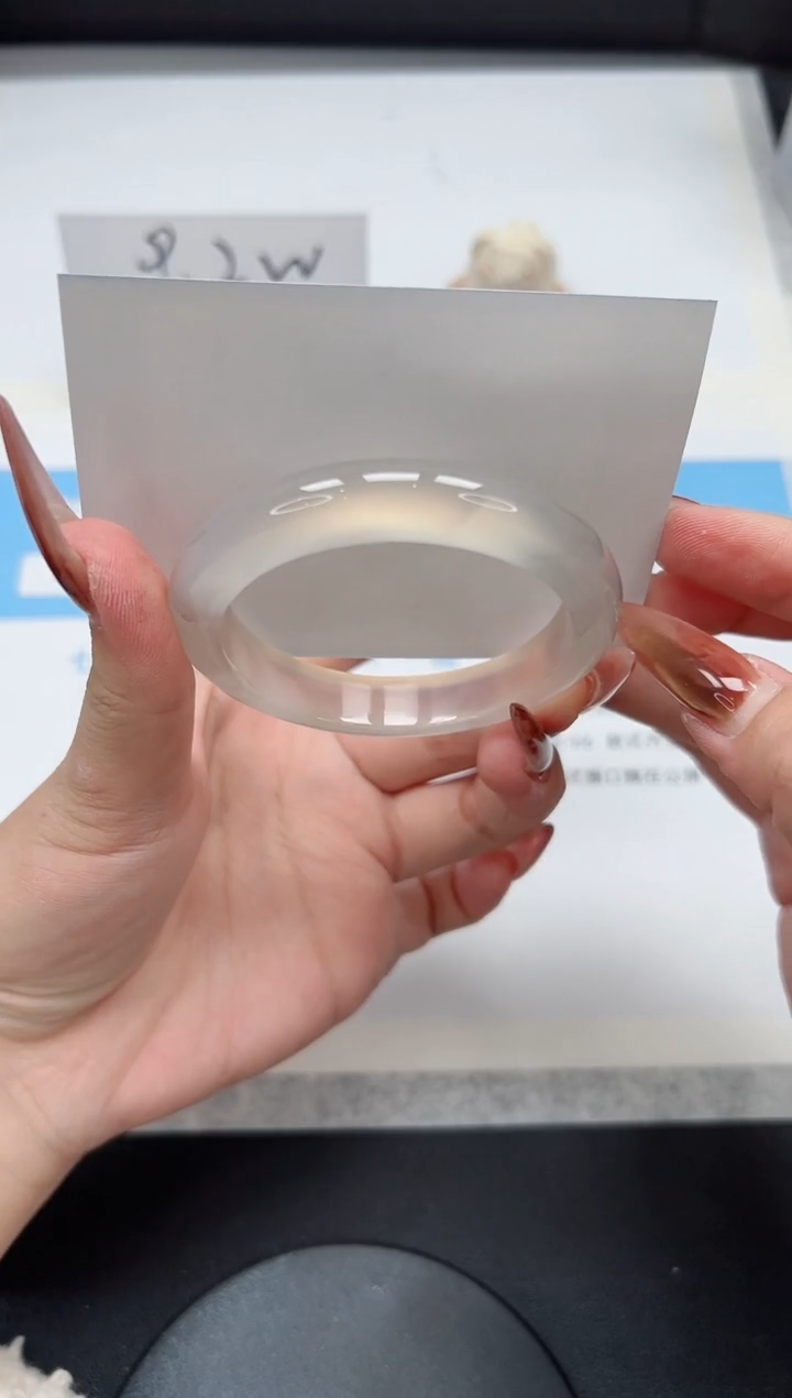 【闪购商品】石英质玉手镯未镶嵌387/草花51.8