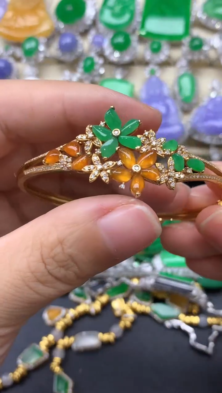 【闪购商品】翡翠手镯18K金镶嵌704-中国好珍宝