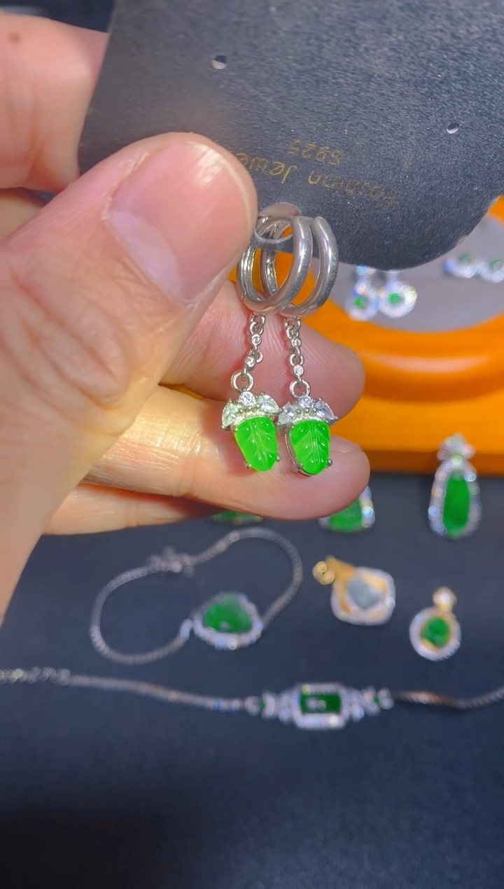 【闪购商品】翡翠耳饰未镶嵌翡翠