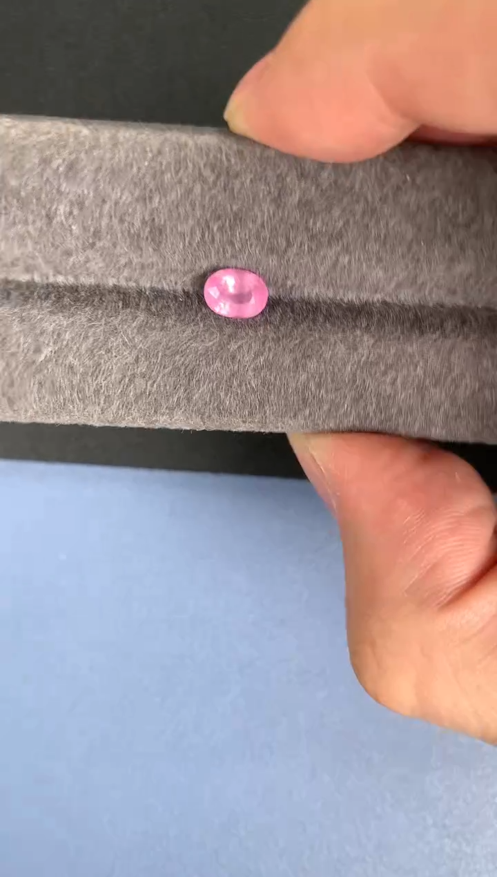 【闪购商品】尖晶石裸石未镶嵌一粒1卡坦桑尼亚无烧带大证