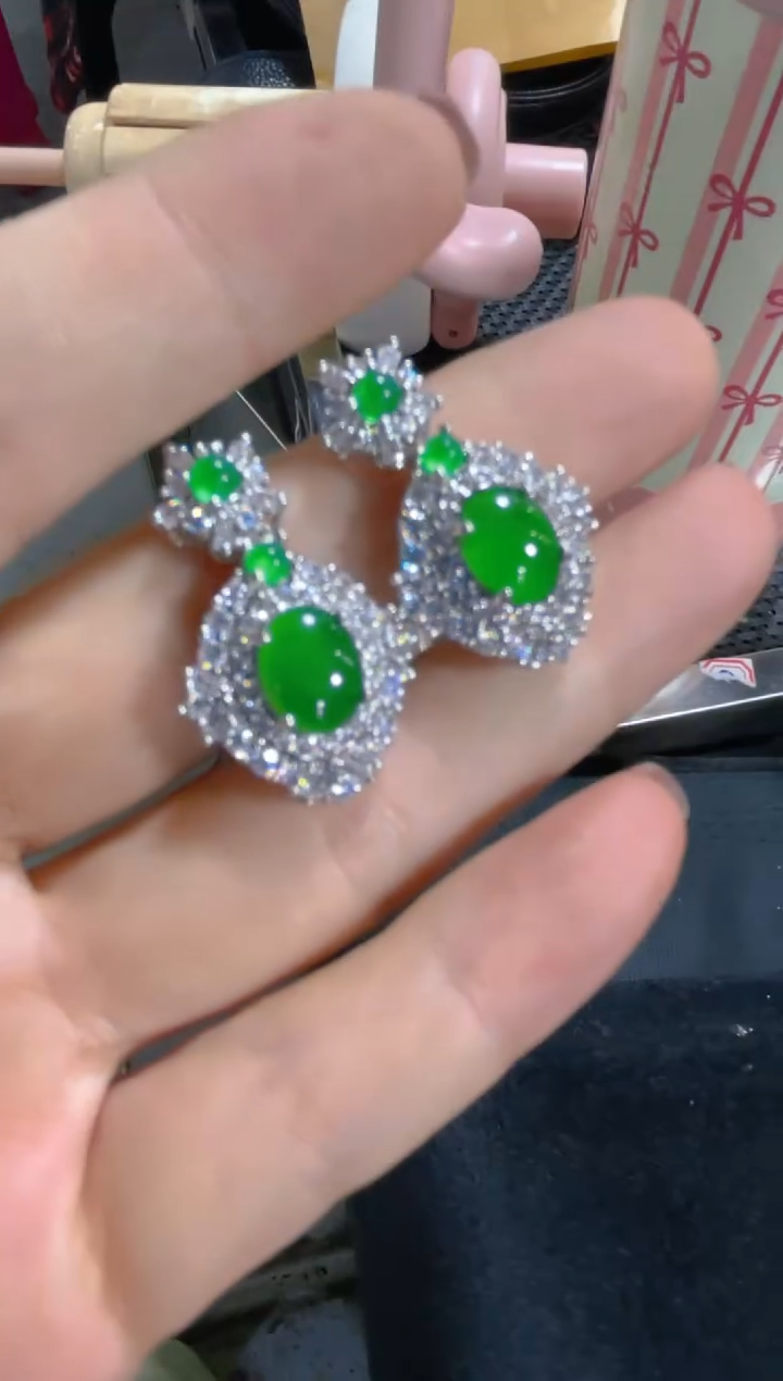 【闪购商品】定制翡翠未镶嵌天然A货翡翠（多样性发货拍一件发件）