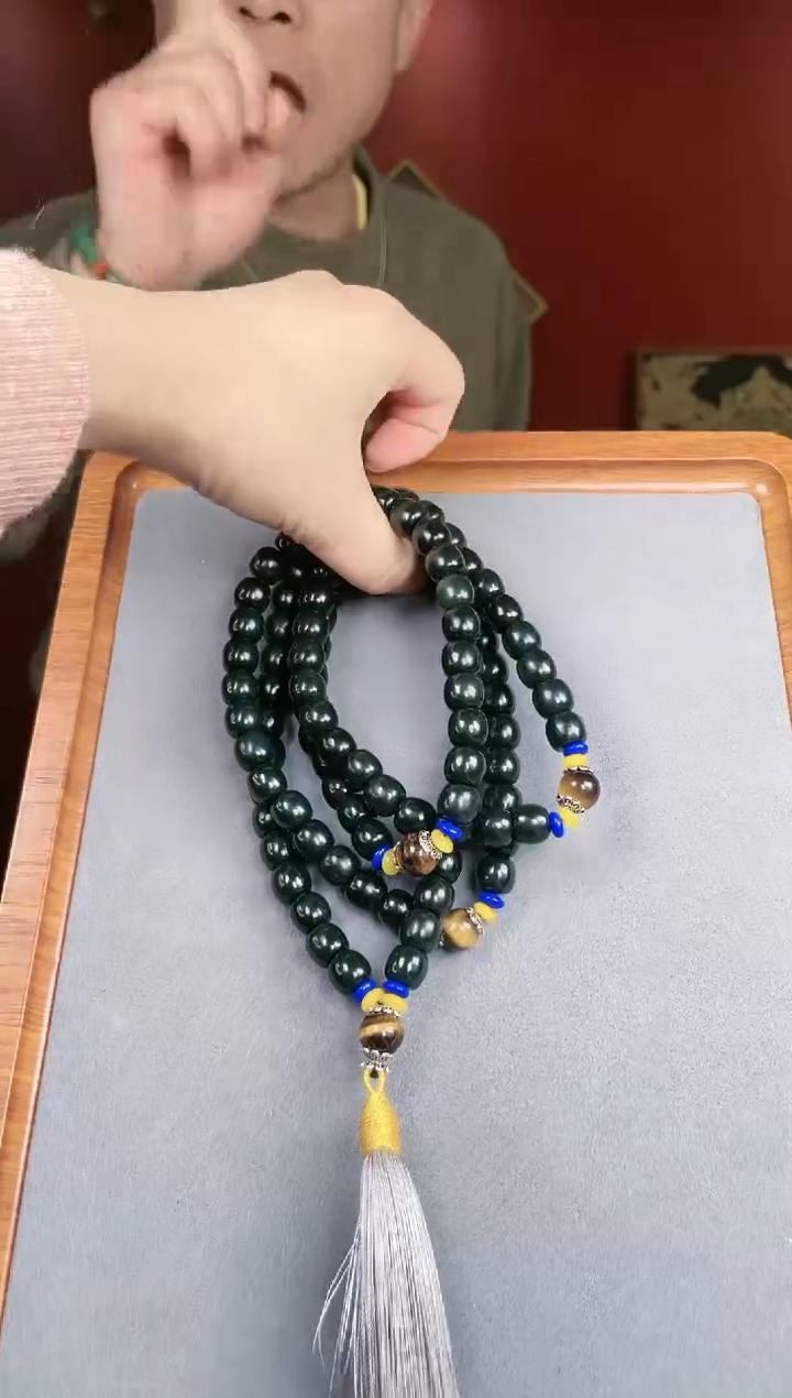 【闪购商品】和田玉颈饰未镶嵌108颗