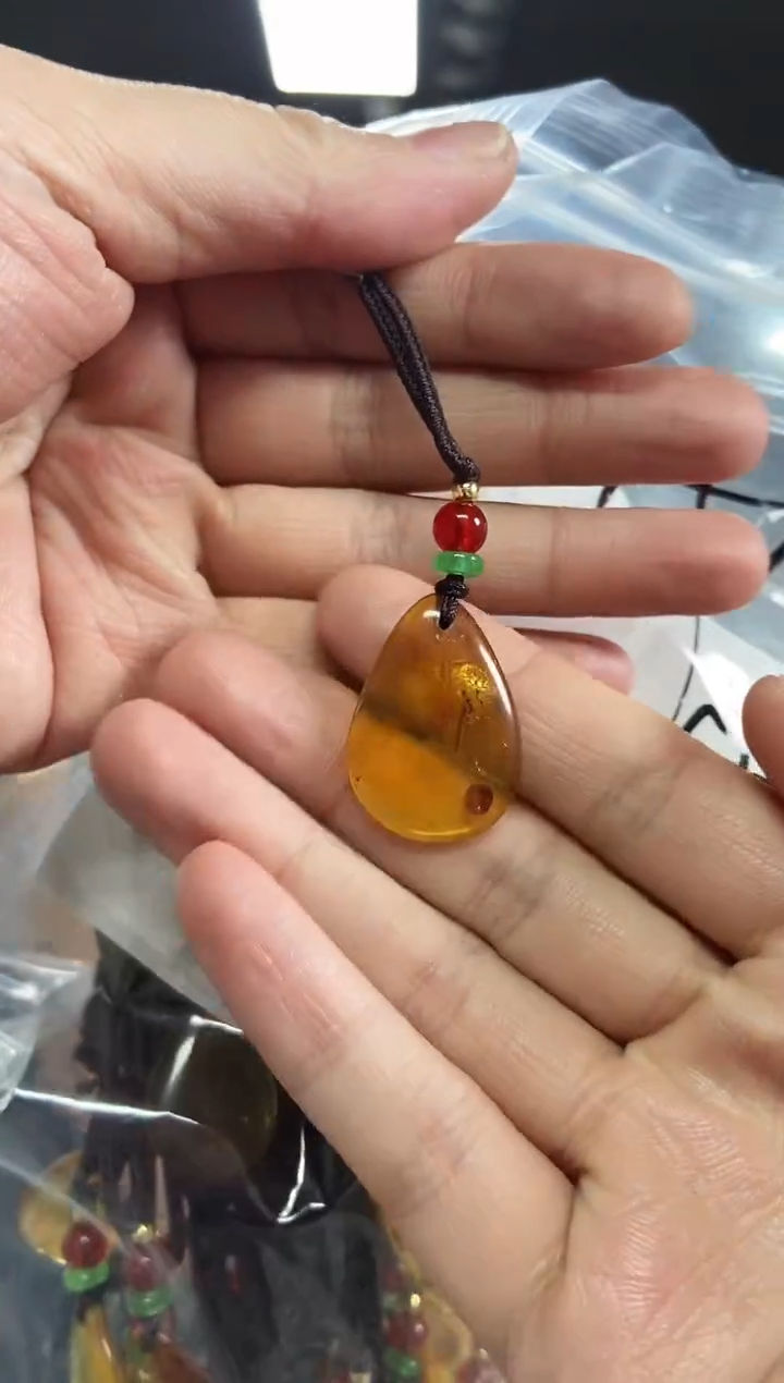 【闪购商品】琥珀裸石未镶嵌多样性发其一颜色微差